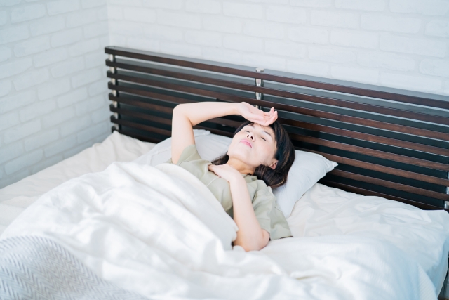 不眠症に悩む女性