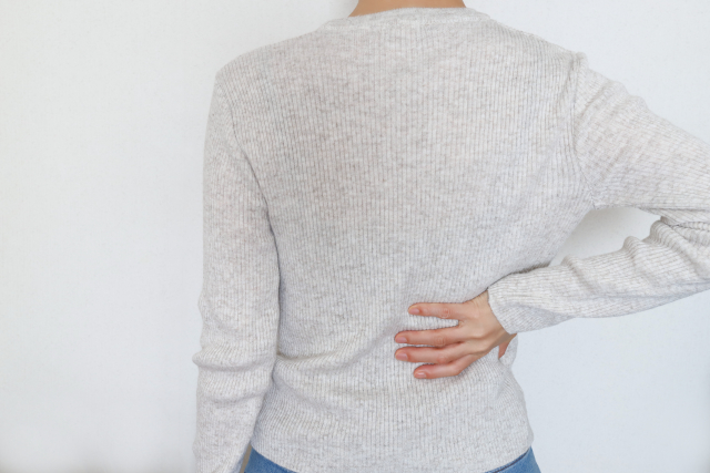 【成人の側弯症】痛みを悪化させるNGストレッチと対策