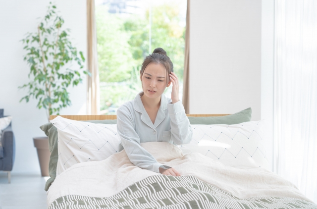 不眠症の女性